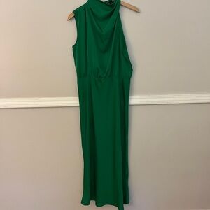 Elegant Green Sleeveless Dress